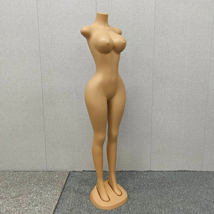 plastic mannequin (2)